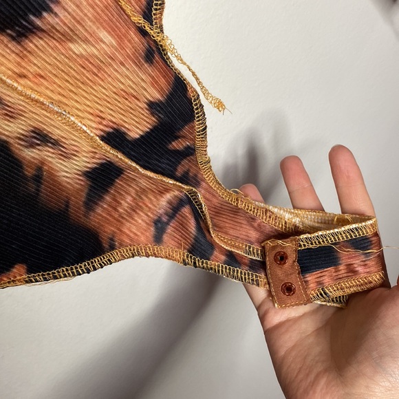 Fashion Nova Drip Splash tie dye bodysuit in rust combo size 2X - Picture 9 of 14